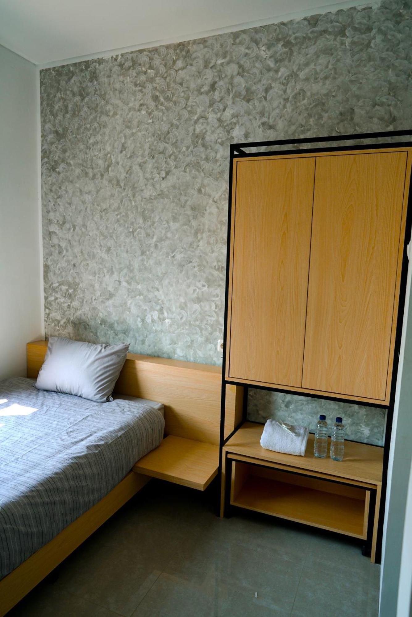 Arlita Guesthouse Cianjur Zewnętrze zdjęcie