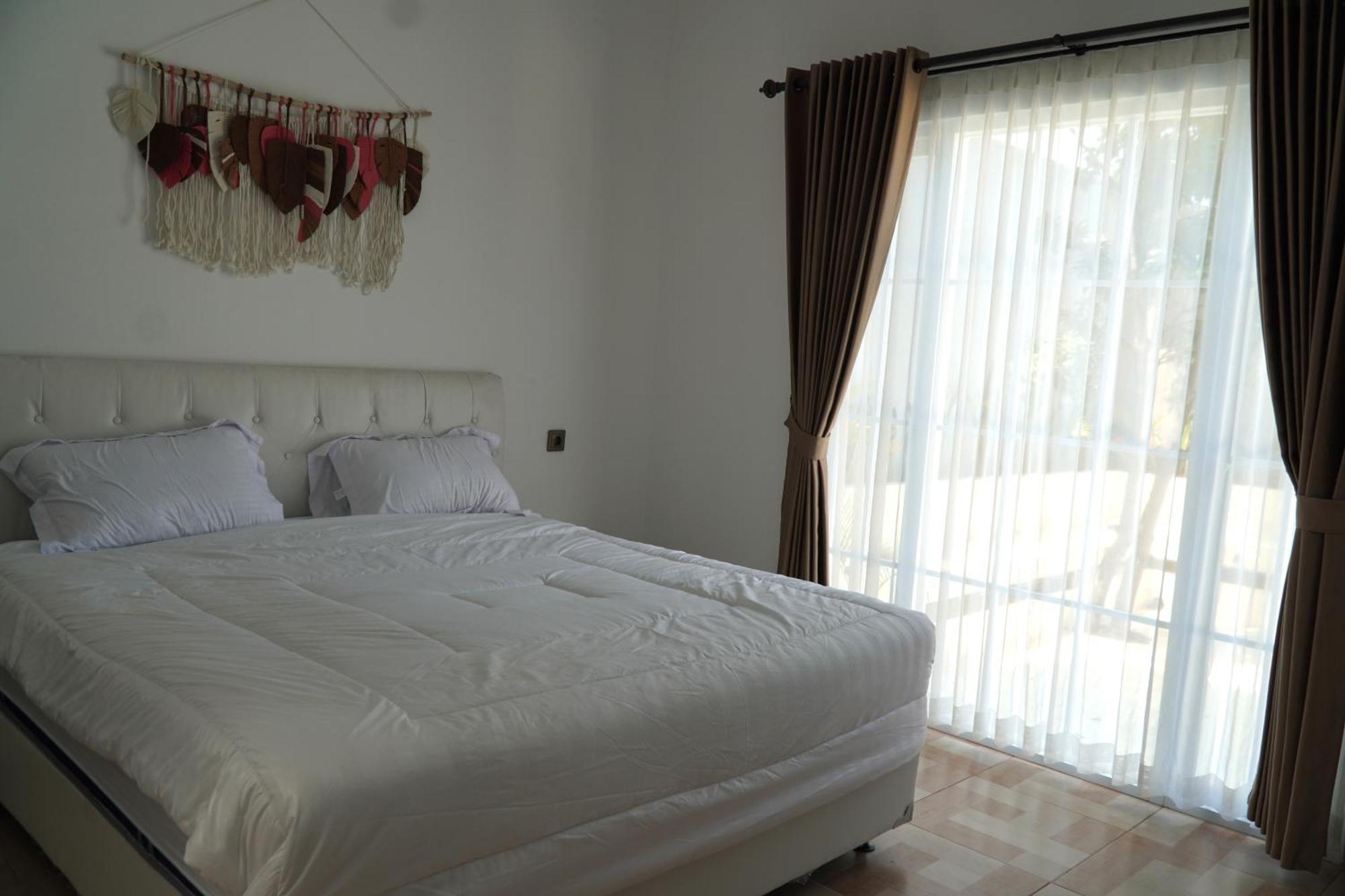 Arlita Guesthouse Cianjur Zewnętrze zdjęcie
